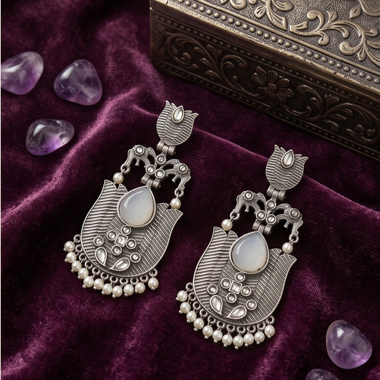DIVYORO INTRICATE LOTUS PEARL CHANDBALIS
