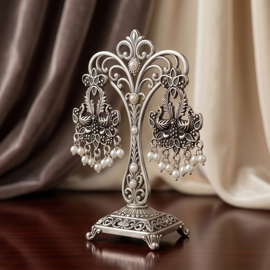 DIVYORO PEARL SILVER CHANDELIERS
