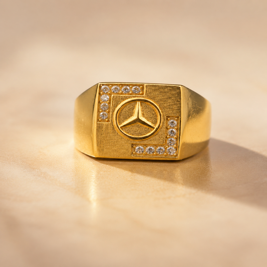 DIVYORO THE TEXTURED TRI-STAR (MERCEDES-STYLE) SIGNET