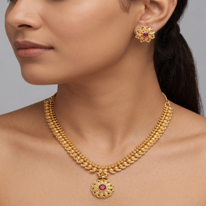 DIVYORO GOLD PENDANT SET