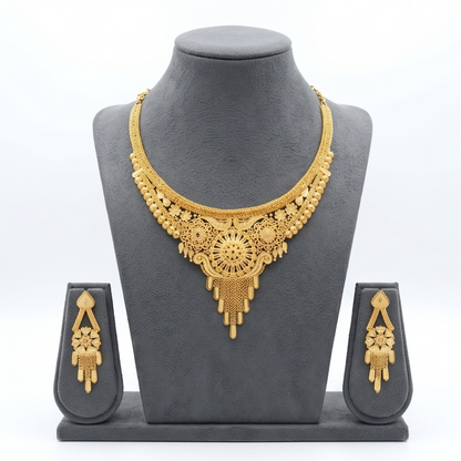 DIVYORO GOLD CLEOPATRA CHOKER