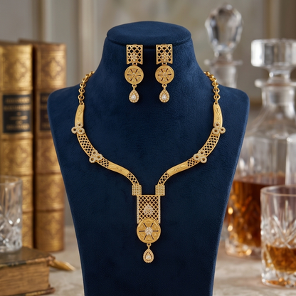 DIVYORO CIRCULAR PENDANT GOLD SET