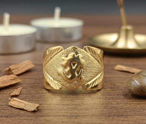 DIVYORO THE TEXTURED EYE-FRAME OM RING