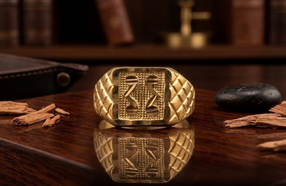 DIVYORO THE DUAL ABSTRACT SCROLL SIGNET