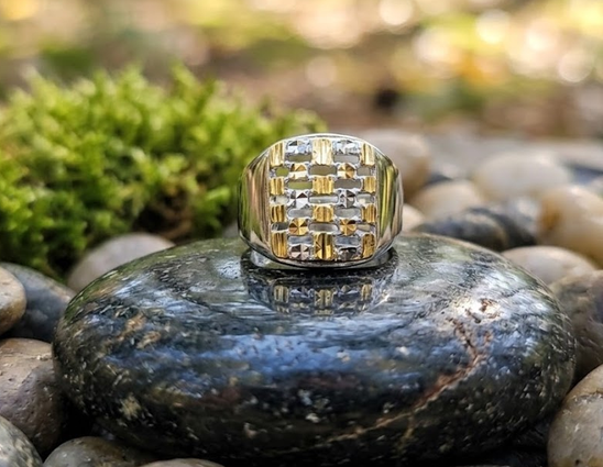 DIVYORO THE GOLDEN WOVEN LATTICE BAND