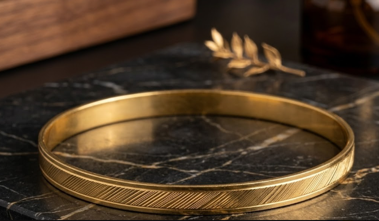 DIVYORO CLASSIC MINIMALIST PLAIN GOLD KADA