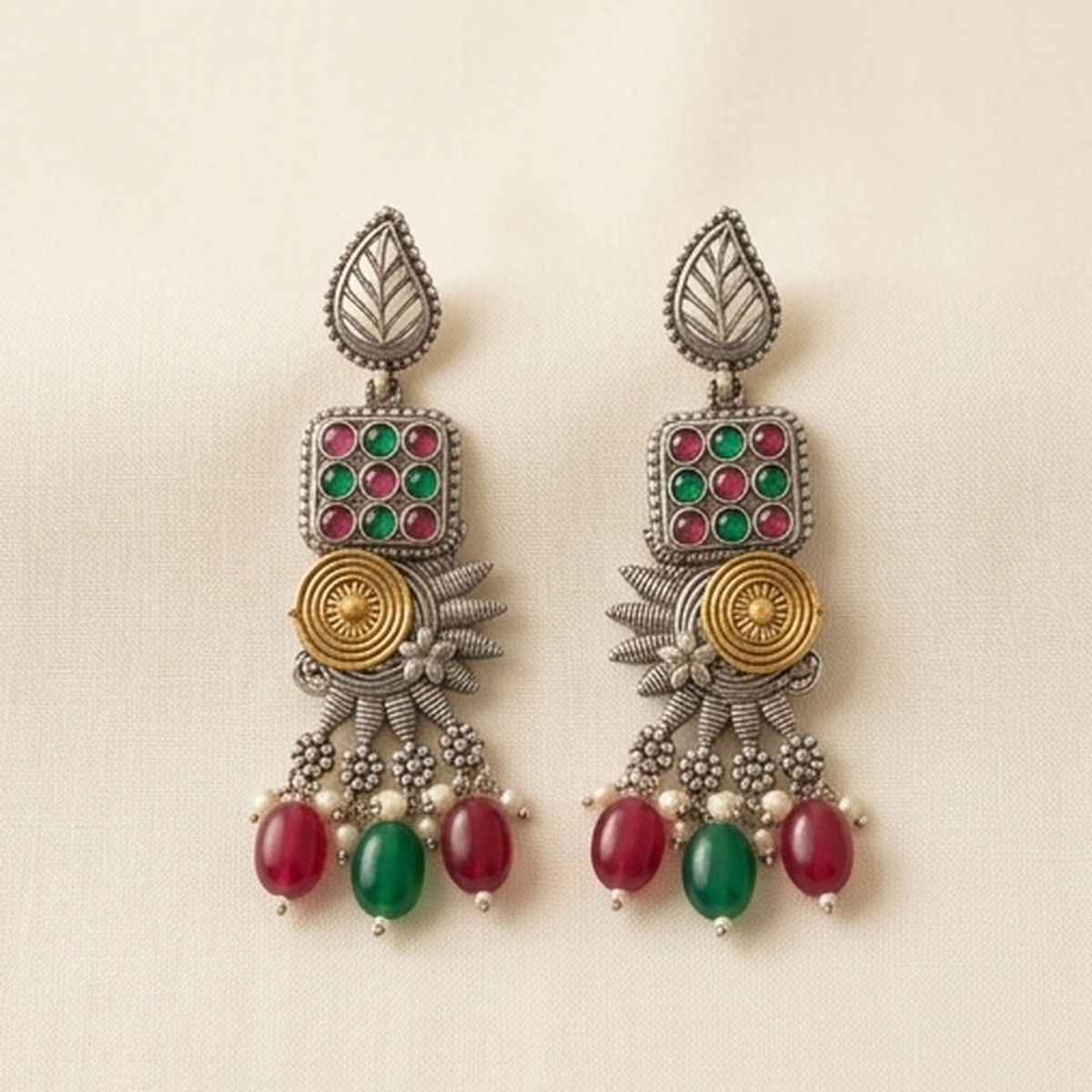 DIVYORO TWIN ELEPHANT CHAIN DANGLES