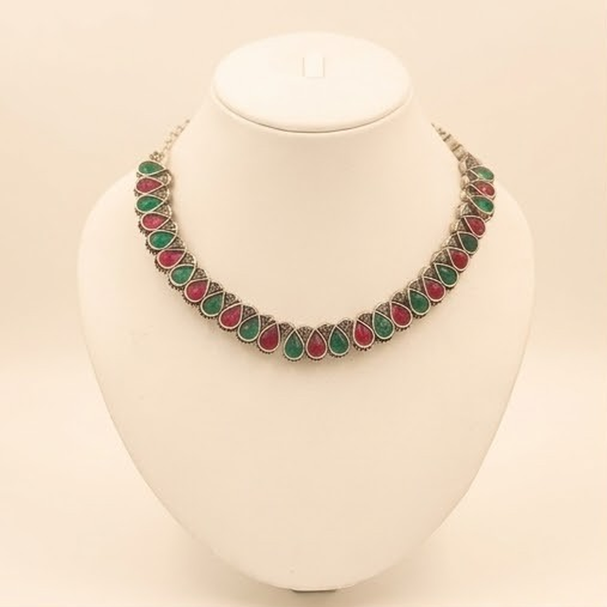DIVYORO DUAL-TONE PINK AND GREEN TEARDROP STONE NECKLACE SET