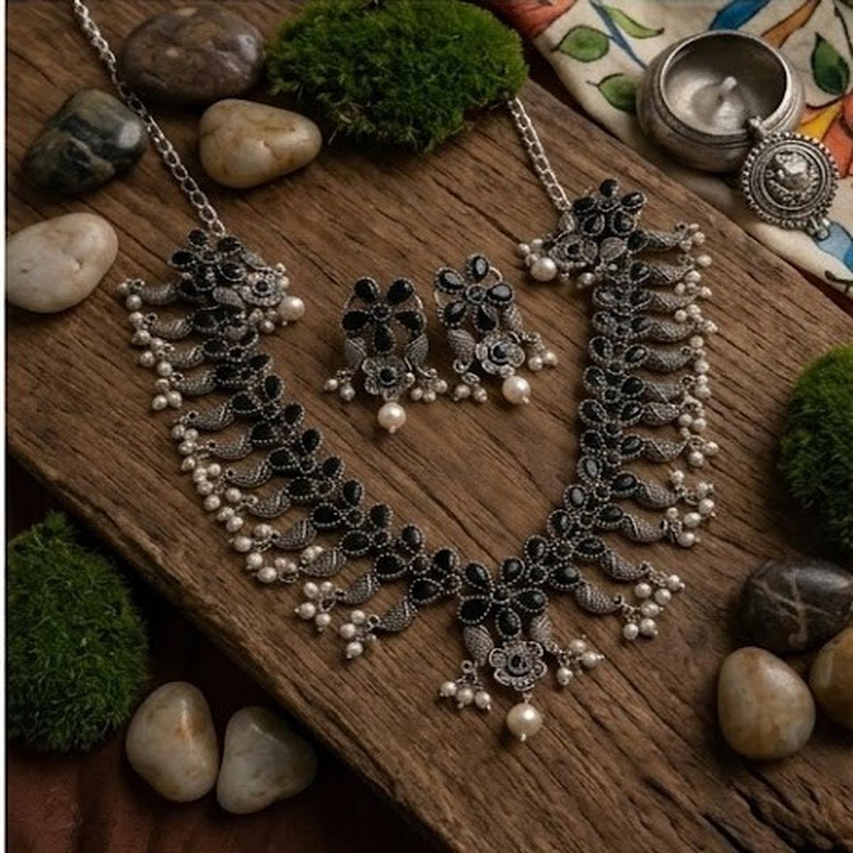 DIVYORO OXIDIZED SILVER BLACK STONE FLORAL CHOKER SET