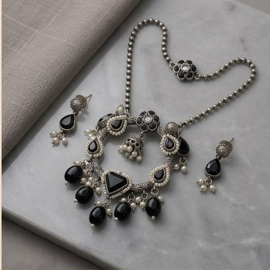 DIVYORO BLACK STONE CIRCULAR JHUMKA PENDANT NECKLACE SET