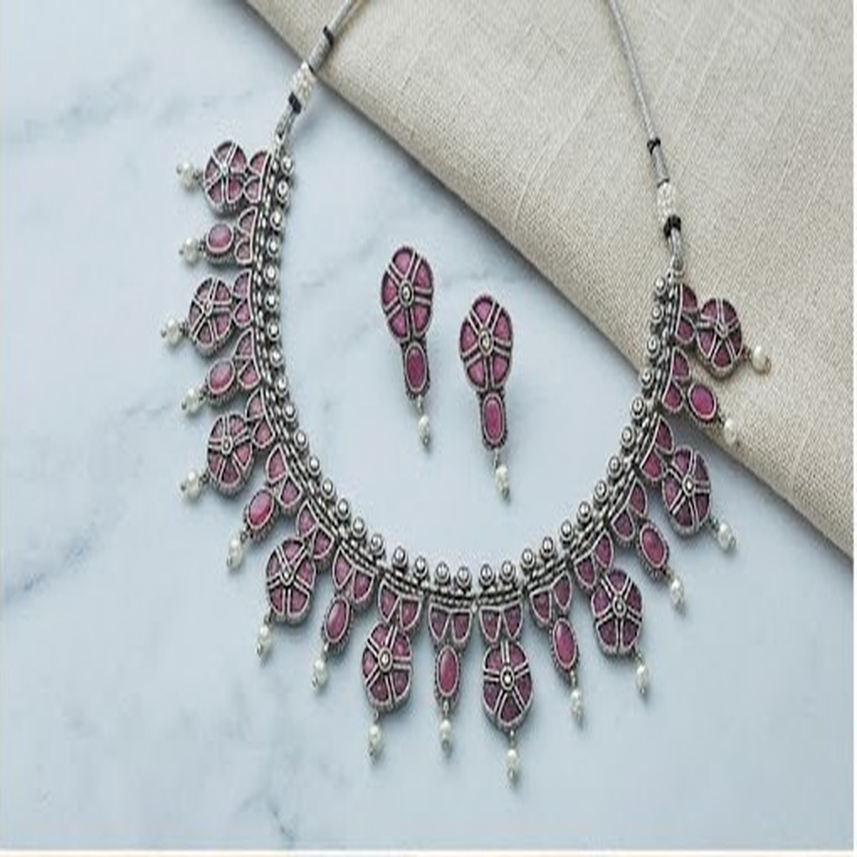 DIVYORO VINTAGE STYLE RUBY STONE ORNATE NECKLACE SET