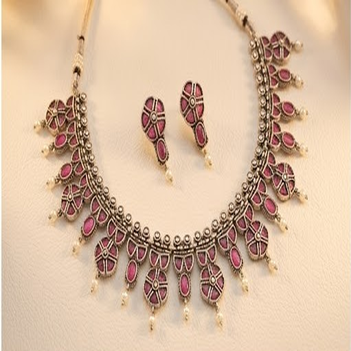 DIVYORO VINTAGE STYLE RUBY STONE ORNATE NECKLACE SET
