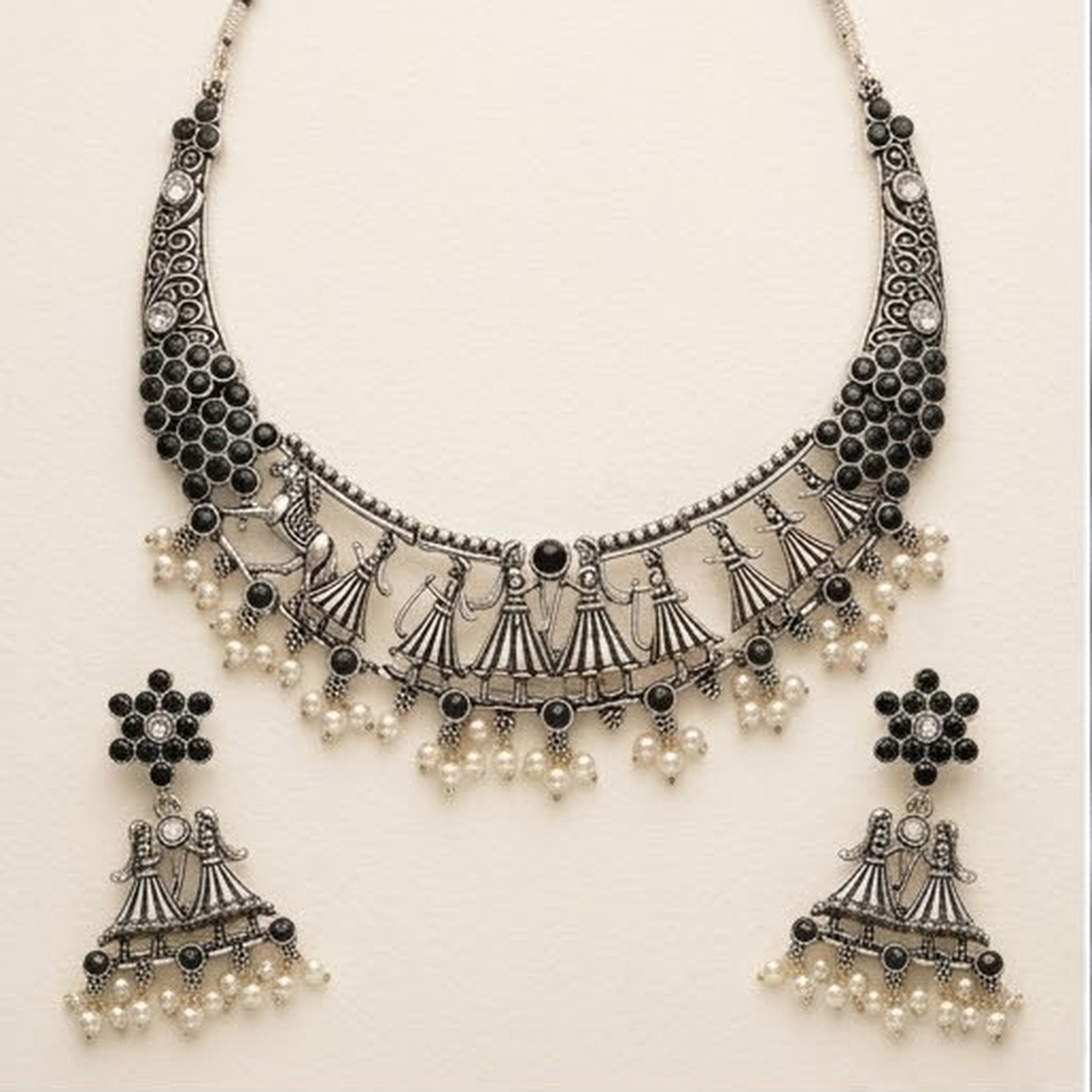 DIVYORO OXIDIZED SILVER FOLK DANCE MOTIF CHOKER SET
