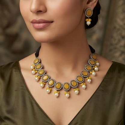 DIVYORO YELLOW STONE OVAL-LINK ETHNIC NECKLACE SET
