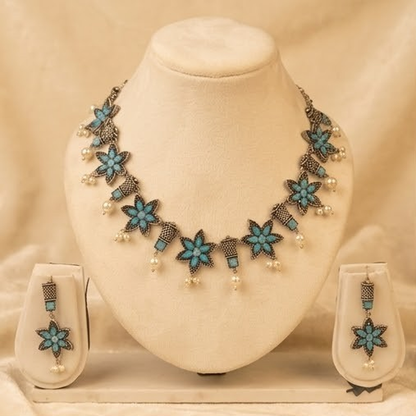 DIVYORO FLORAL BLUE STONE STATEMENT CHOKER SET