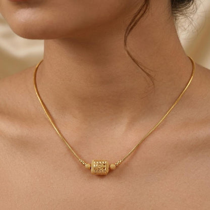 DIVYORO GOLD CYLINDER PENDANT CHAIN