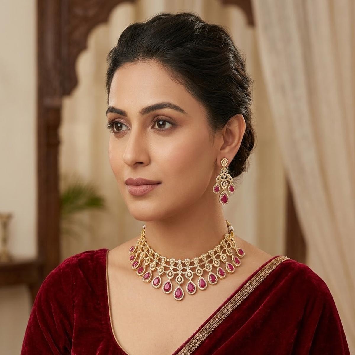 DIVYORO ELEGANT RUBY TEARDROP GOLD-PLATED NECKLACE SET