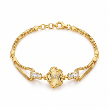 DIVYORO GOLD FILIGREE CLOVER BRACELET