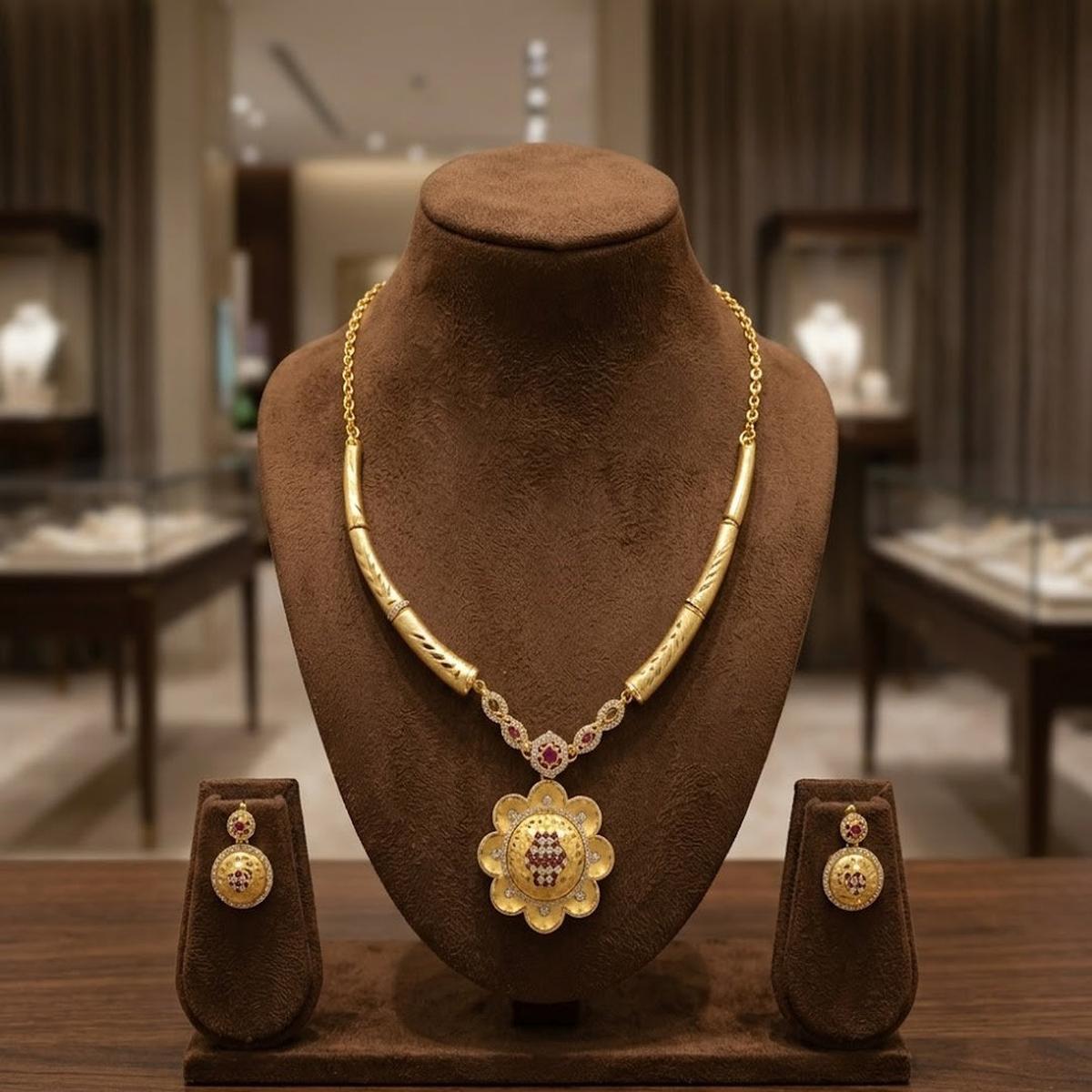 DIVYORO FLORAL BLOSSOM PENDANT SET