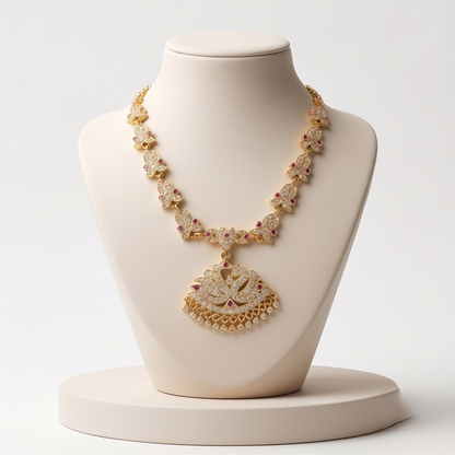 DIVYORO ROYAL RUBY PEACOCK CHOKER