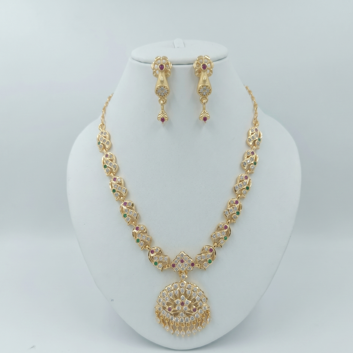 DIVYORO EMERALD RUBY EARRING SET