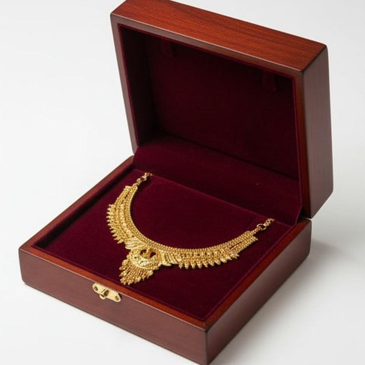 DIVYORO CLASSIC GOLD TASSEL CHOKER