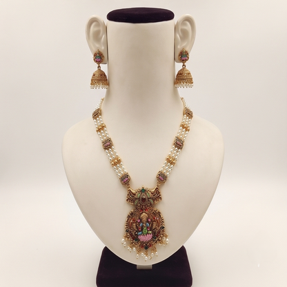DIVYORO TRADITIONAL LAKSHMI PEARL NECKLACE