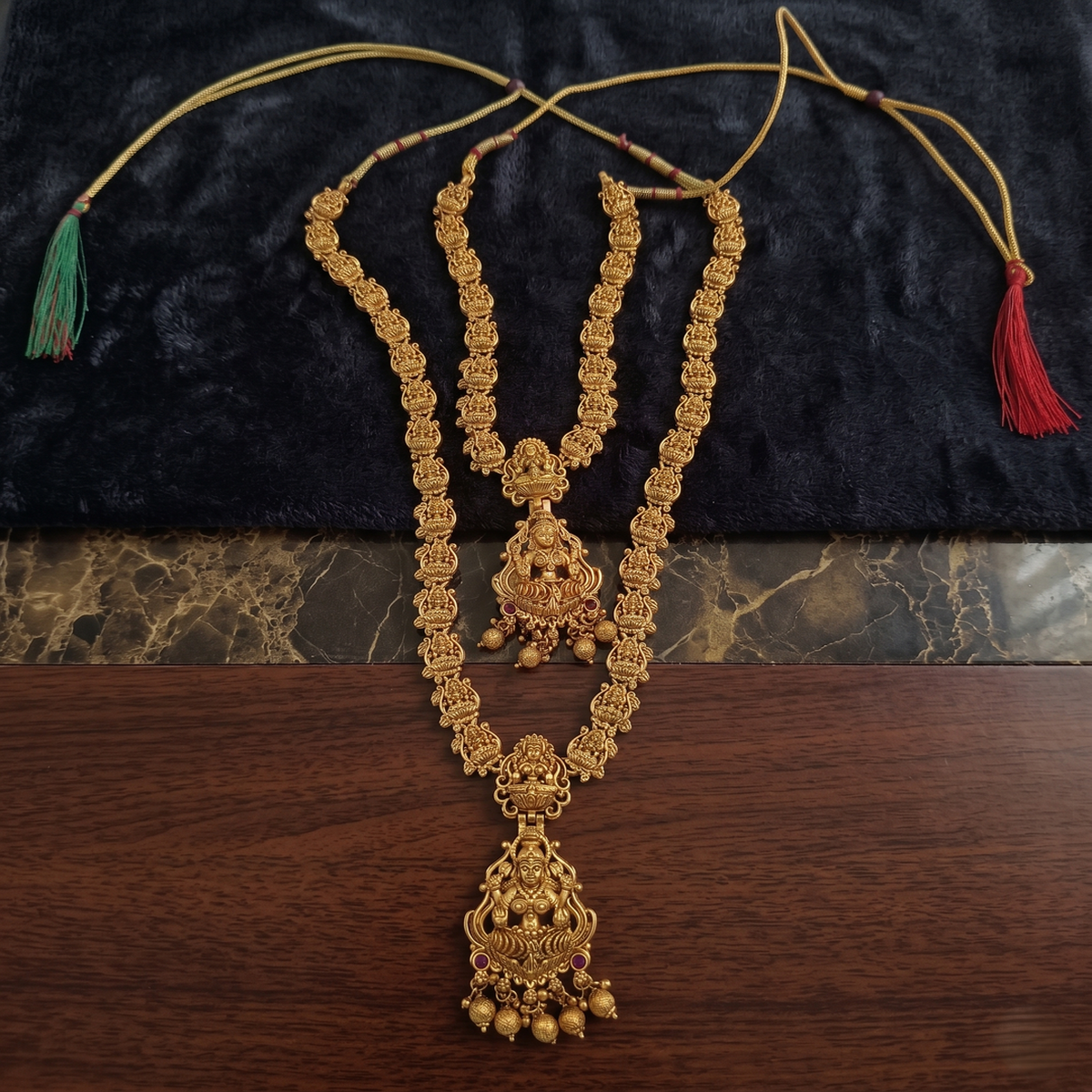DIVYORO ANTIQUE LAKSHMI HARAM SET
