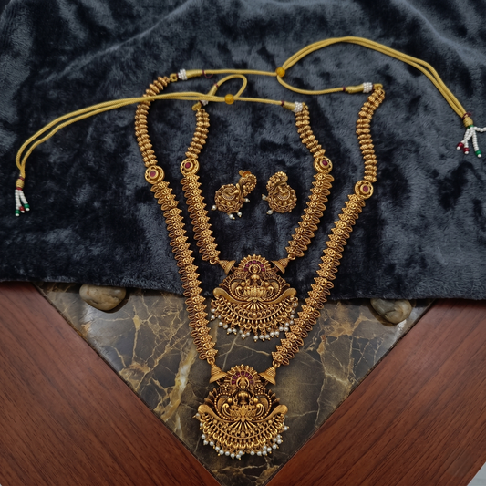 DIVYORO TEMPLE LAKSHMI NECKLACE SET