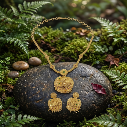 DIVYORO GOLD FILIGREE NECKLACE SET