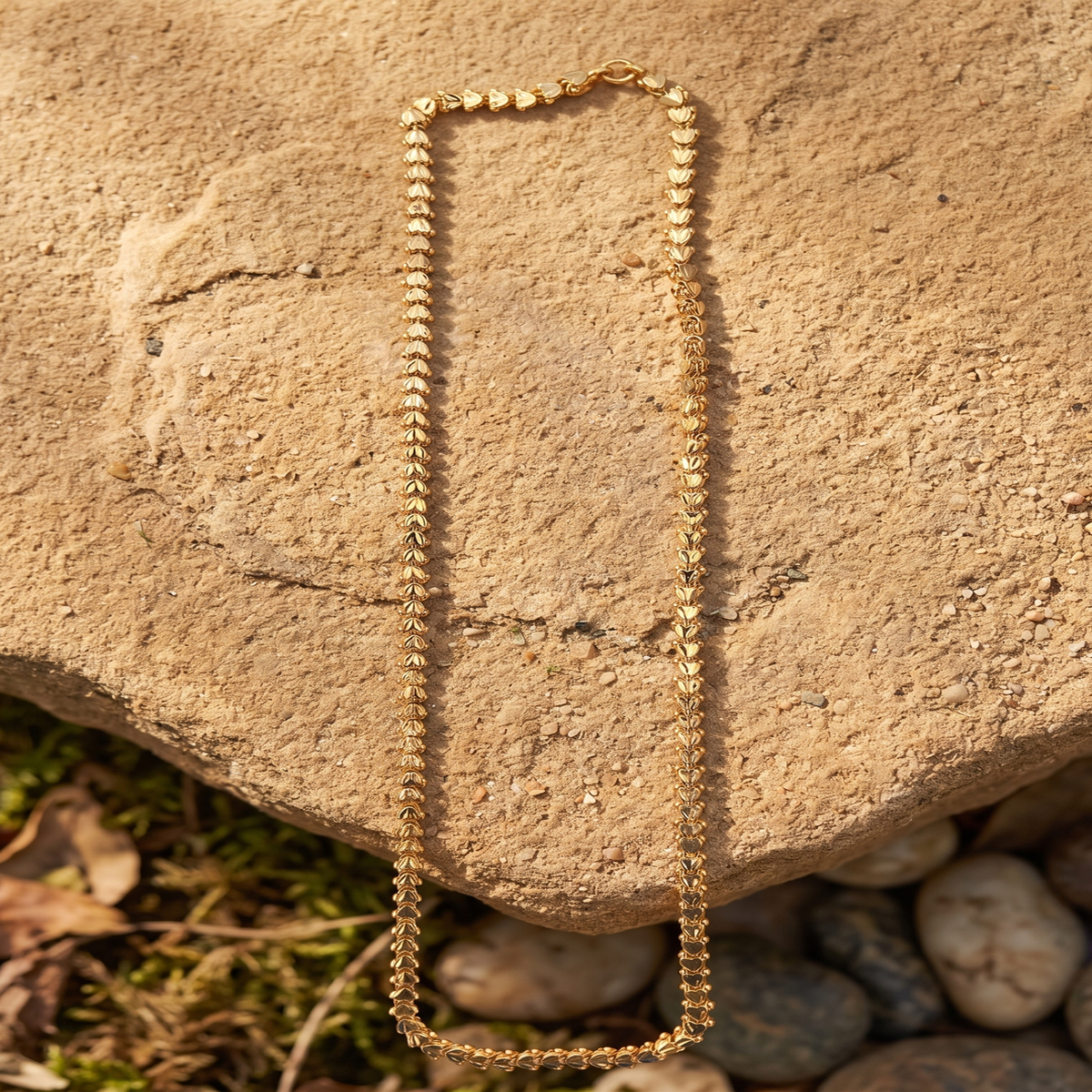 DIVYORO GOLD HEART LINK CHAIN