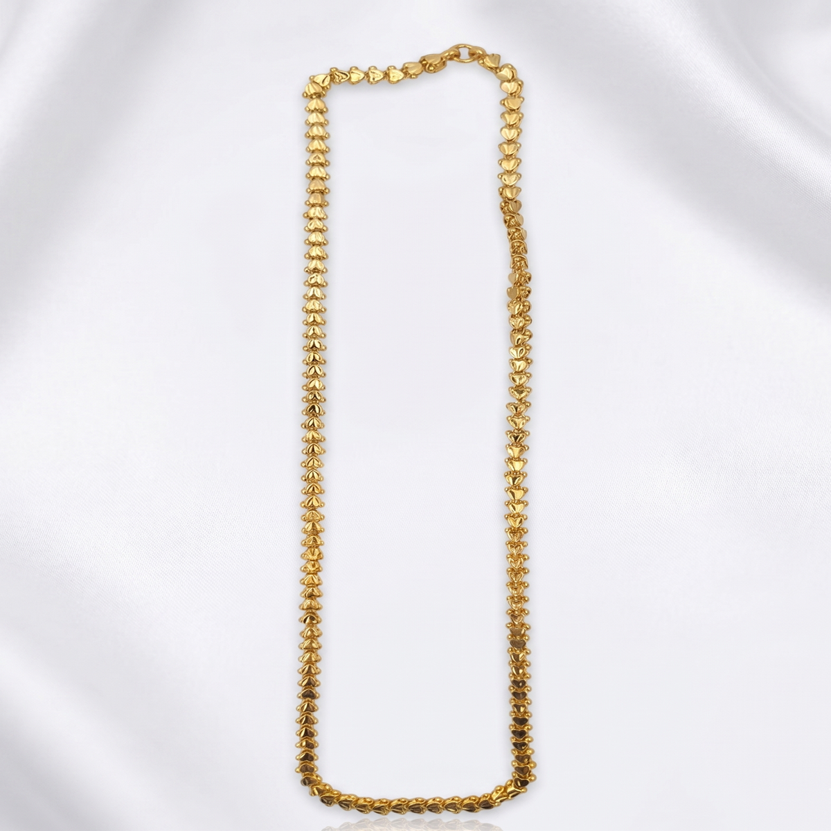 DIVYORO GOLD HEART LINK CHAIN