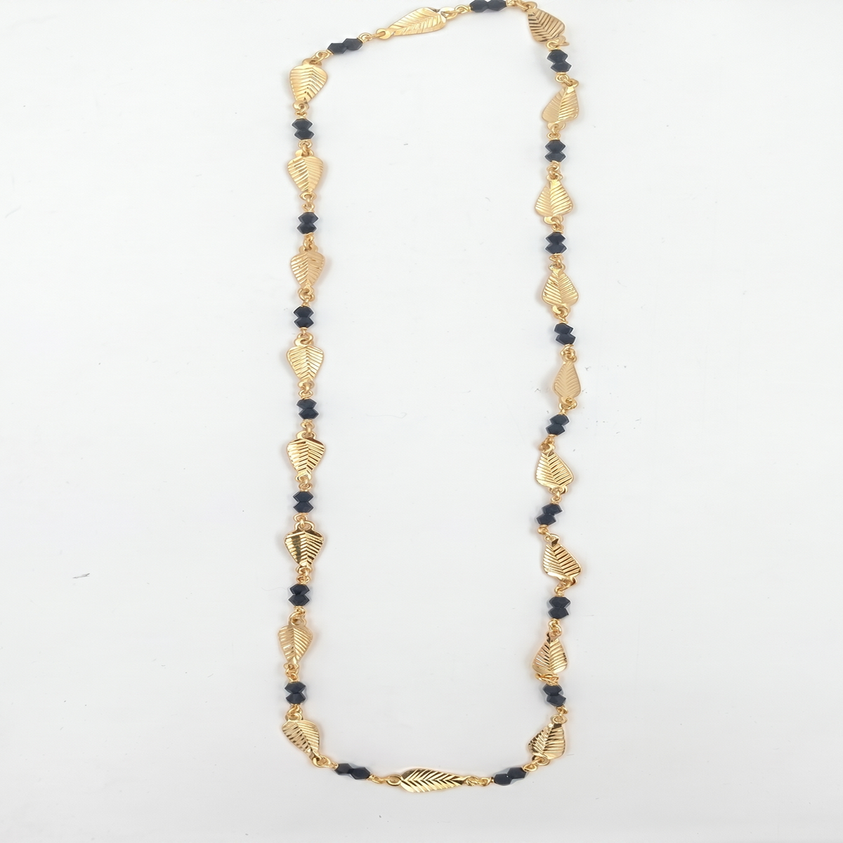 DIVYORO GOLD LEAF MANGALSUTRA CHAIN