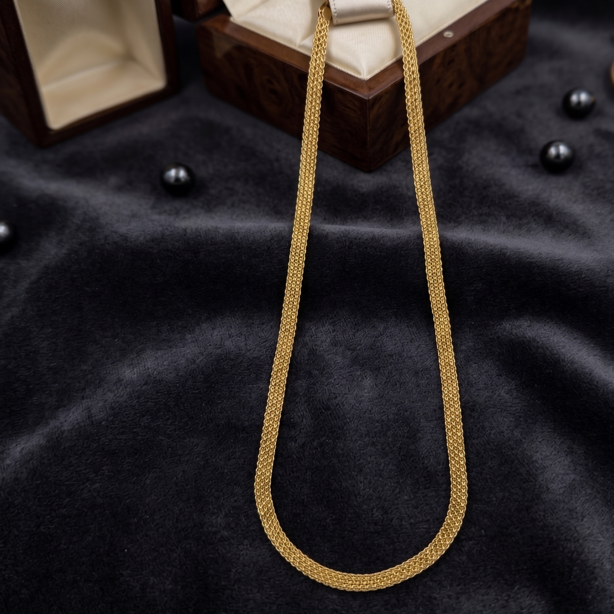 DIVYORO MULTI-ROW GOLD MESH CHAIN