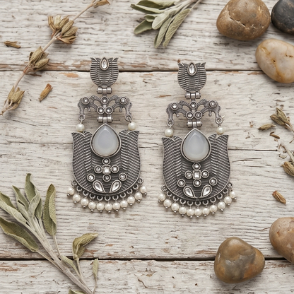 DIVYORO INTRICATE LOTUS PEARL CHANDBALIS