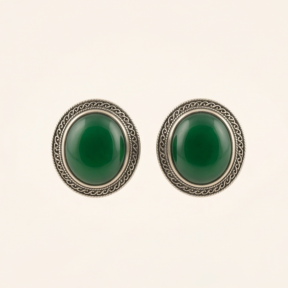 DIVYORO OVAL GREEN ONYX STUDS