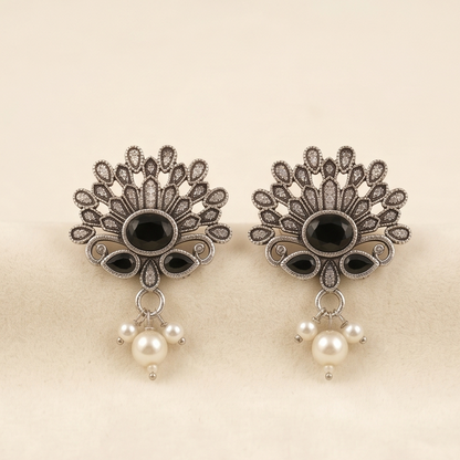 DIVYORO BLACK PEACOCK PEARL DROP