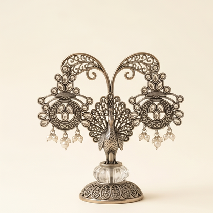 DIVYORO STATEMENT PEARL CHANDELIERS