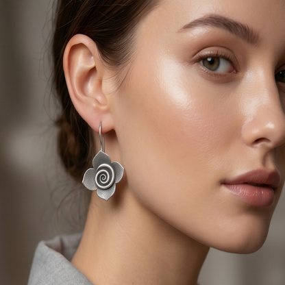 DIVYORO SILVER ROSE DROPS
