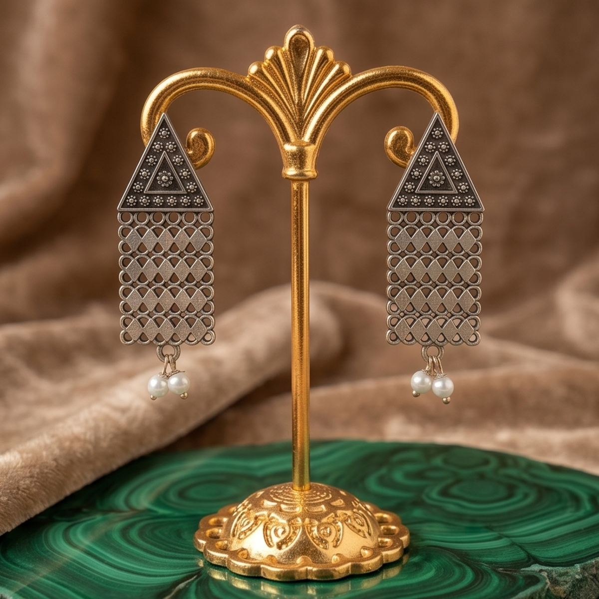 DIVYORO SILVER GEOMETRIC DROPS
