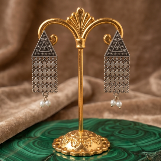 DIVYORO SILVER GEOMETRIC DROPS