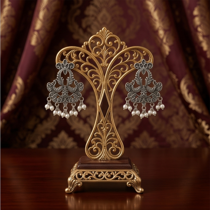 DIVYORO HNIC PEARL CHANDELIER