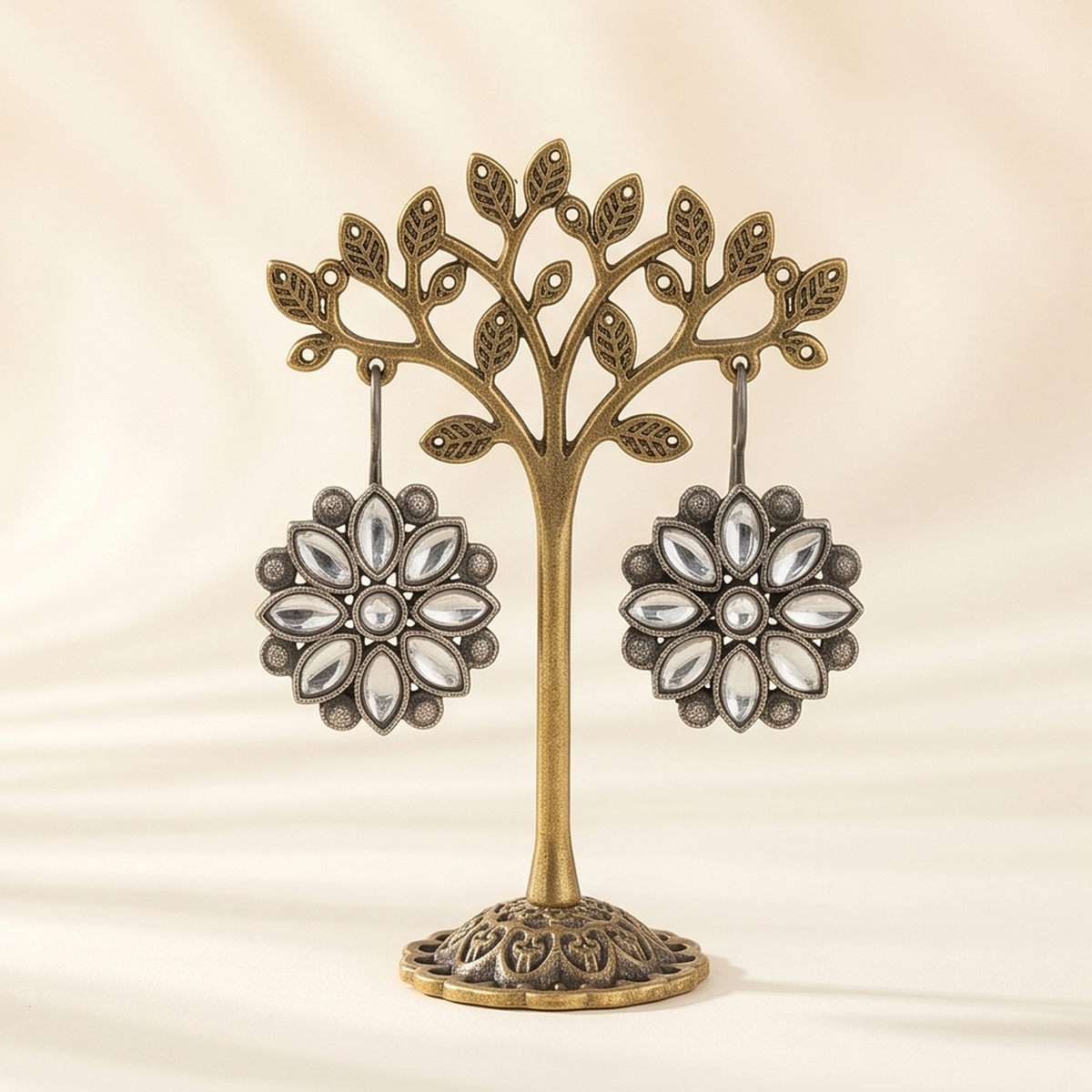 DIVYORO KUNDAN MANDALA STUDS