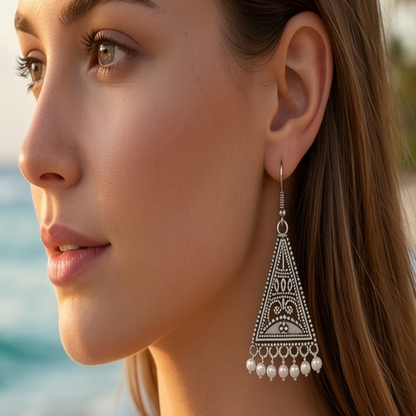 DIVYORO TRIANGLE FILIGREE DROPS