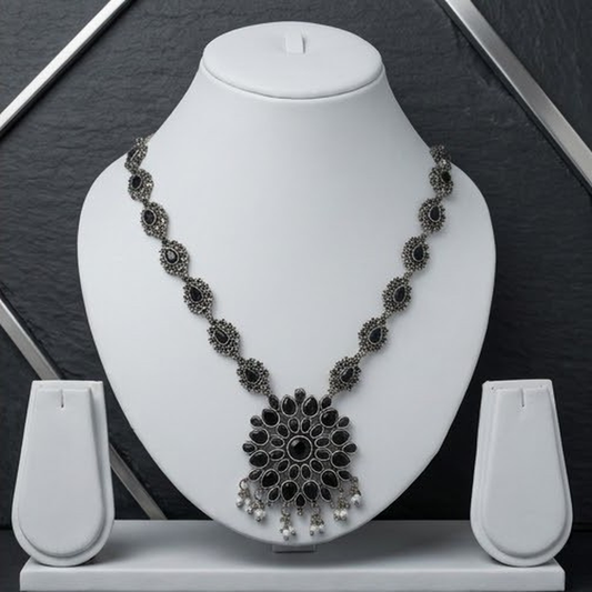 DIVYORO ELEGANT BLACK STONE FLORAL PENDANT NECKLACE SET