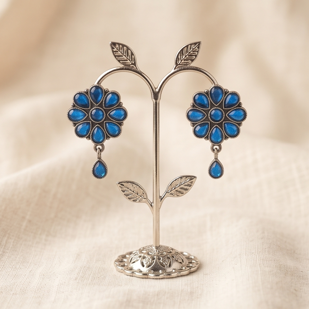 DIVYORO BLUE FLORAL DROPS