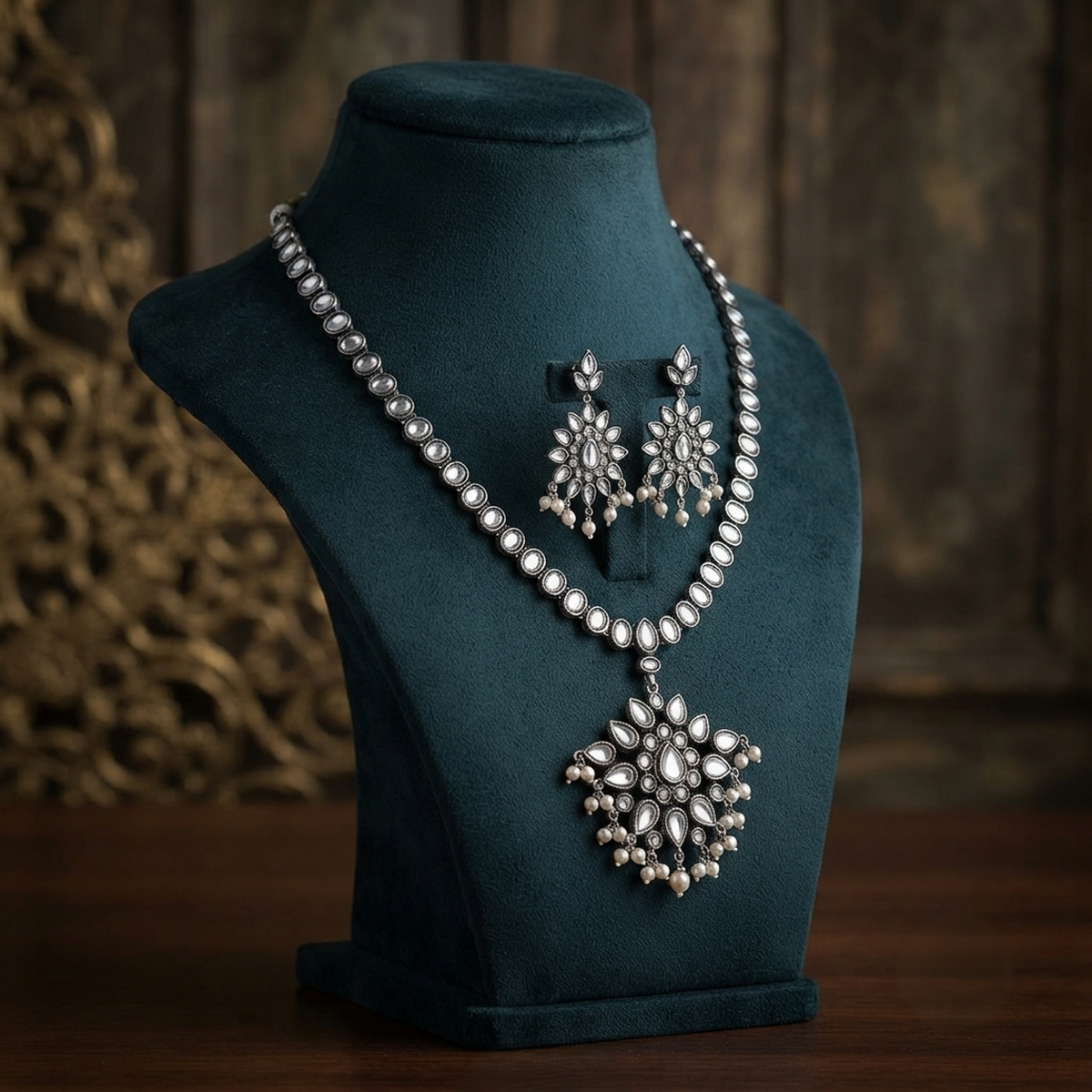 DIVYORO ELEGANT WHITE STONE TEARDROP FLORAL NECKLACE SET
