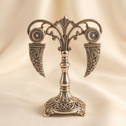DIVYORO SILVER HORN DROPS