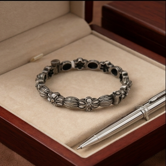 DIVYORO OXIDIZED SILVER FLOWER KADA