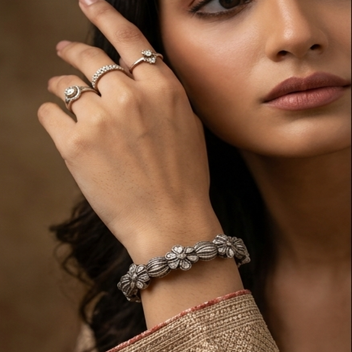 DIVYORO OXIDIZED SILVER FLOWER KADA